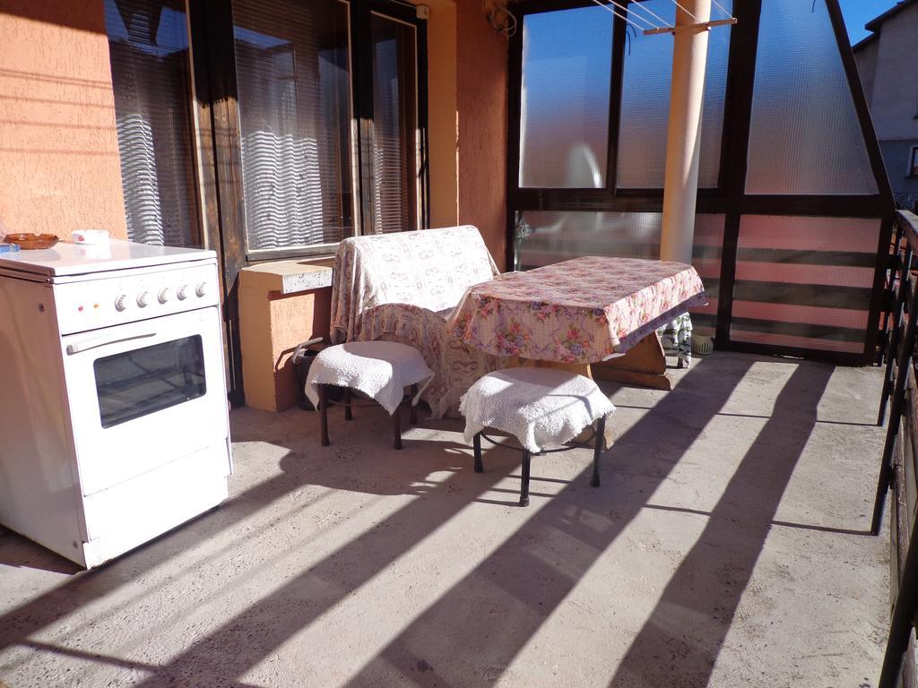 Family Hotel Ecorelax Madzhare Eksteriør bilde