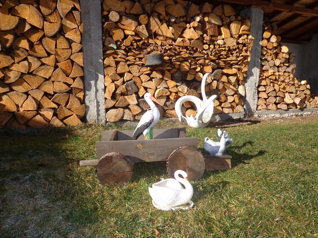 Family Hotel Ecorelax Madzhare Eksteriør bilde